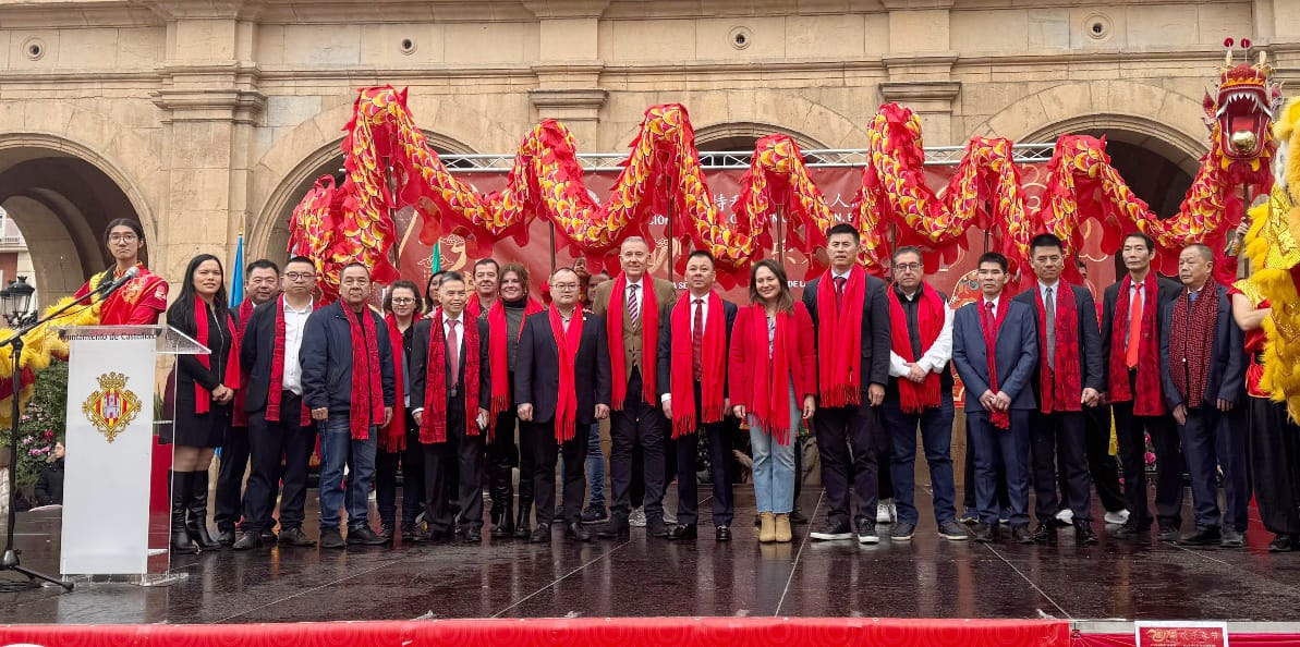 Castellón celebra el año nuevo chino con actividades, talleres y animación en la Plaza Mayor