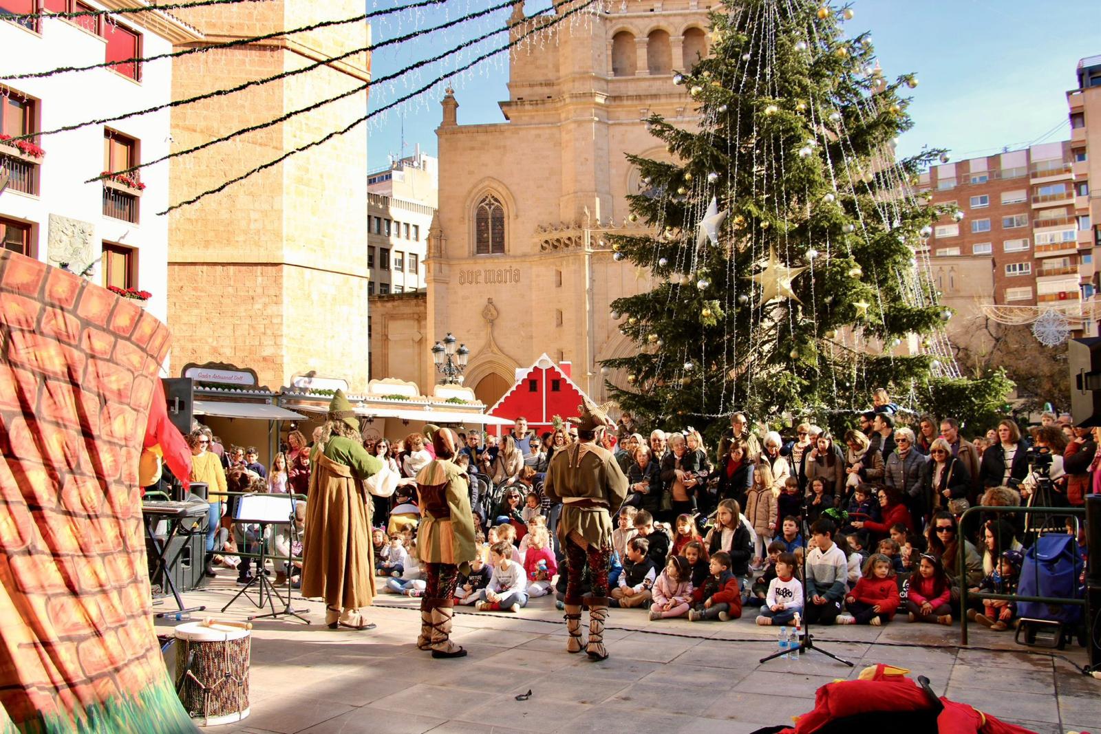 Las oficinas de turismo de Castellón superan las 2.000 demandas durante la campaña navideña