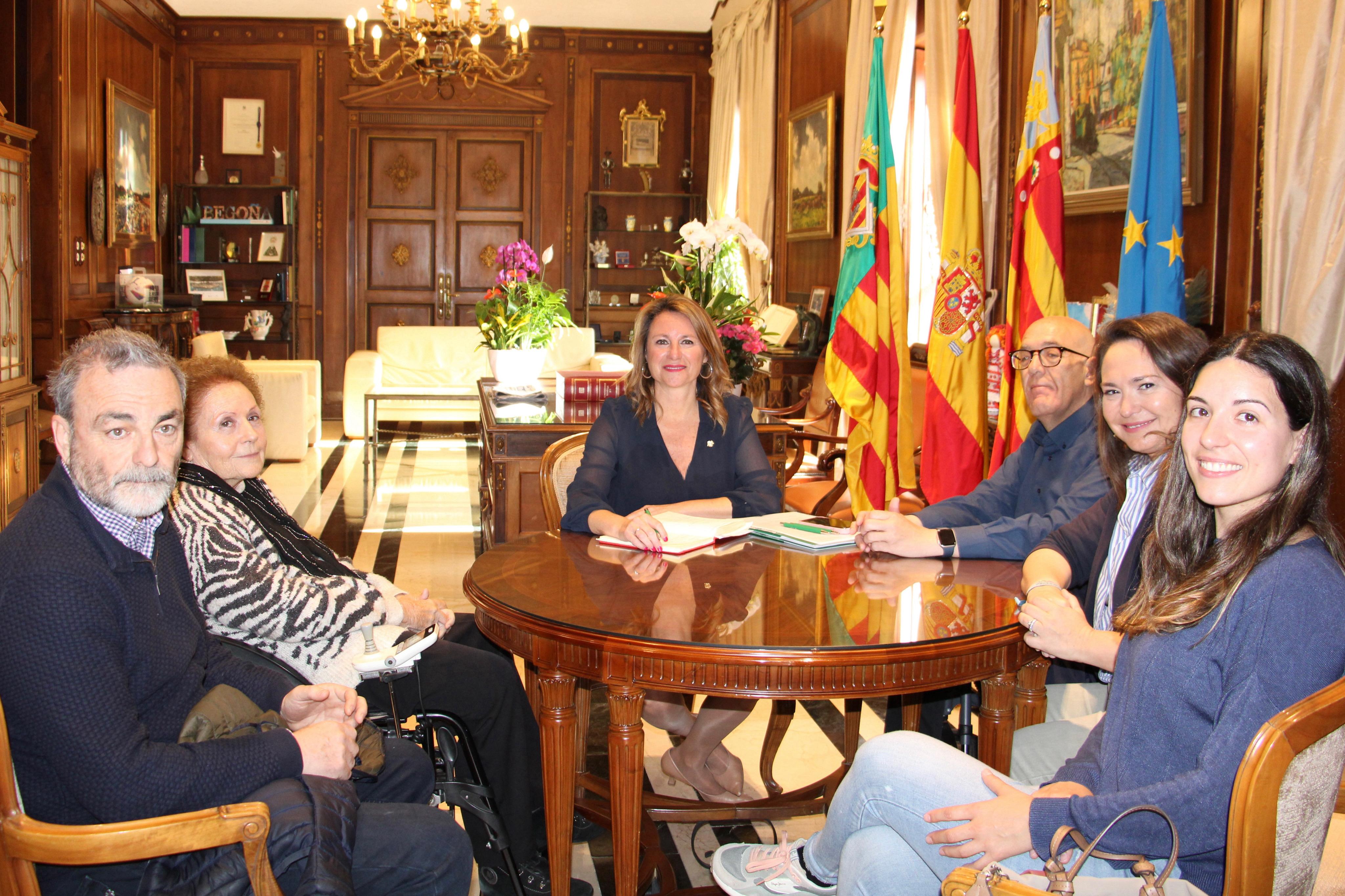 Ayuntamiento y Frater Castelló afianzan la colaboración por la inserción laboral de las personas con discapacidad y la eliminación de barreras arquitectónicas