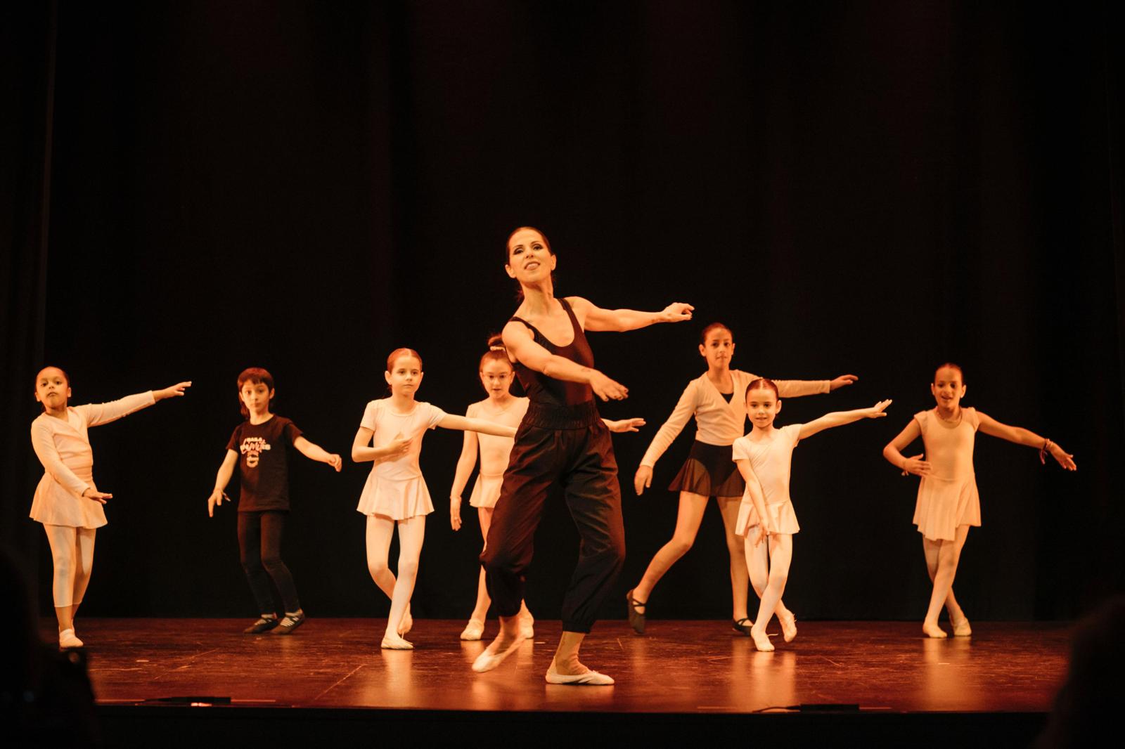 El gobierno municipal refrenda su apuesta por la danza local en el Día Internacional de esta disciplina