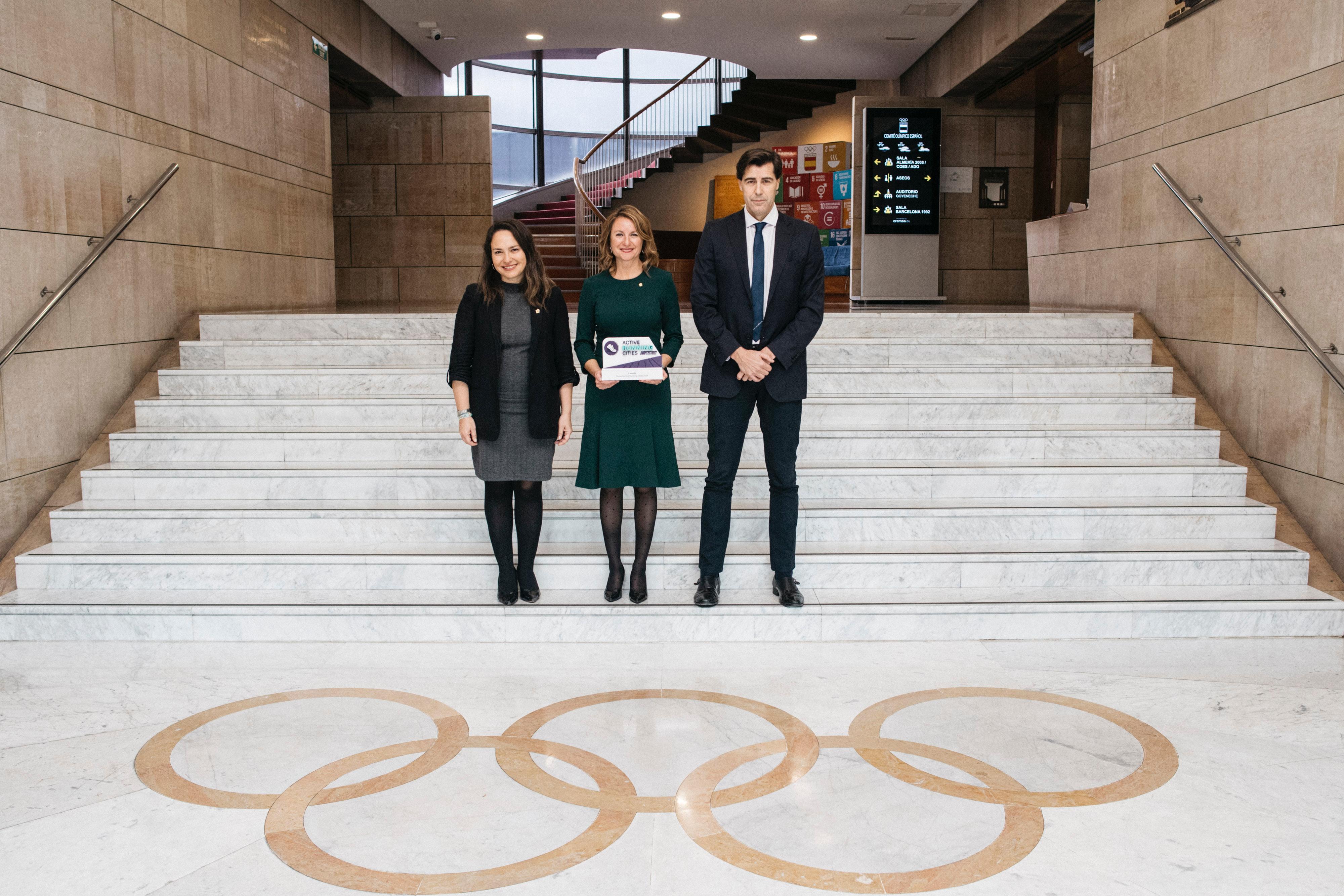 Begoña Carrasco recoge el distintivo “Active Running Cities” para Castellón por su apuesta por el atletismo y el fomento de la actividad física