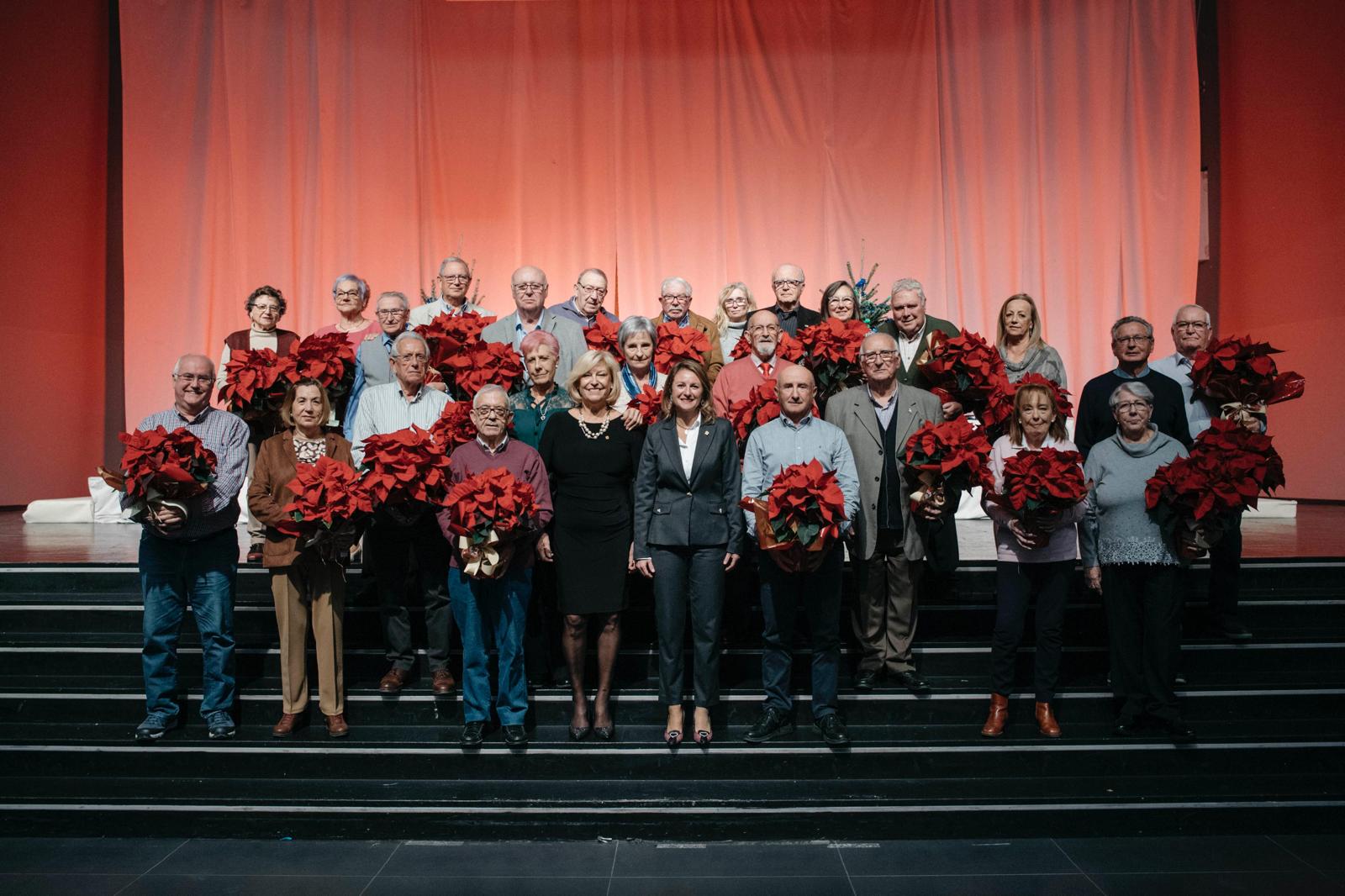 El Ayuntamiento de Castellón rinde homenaje a las personas mayores de la ciudad en el tradicional brindis navideño