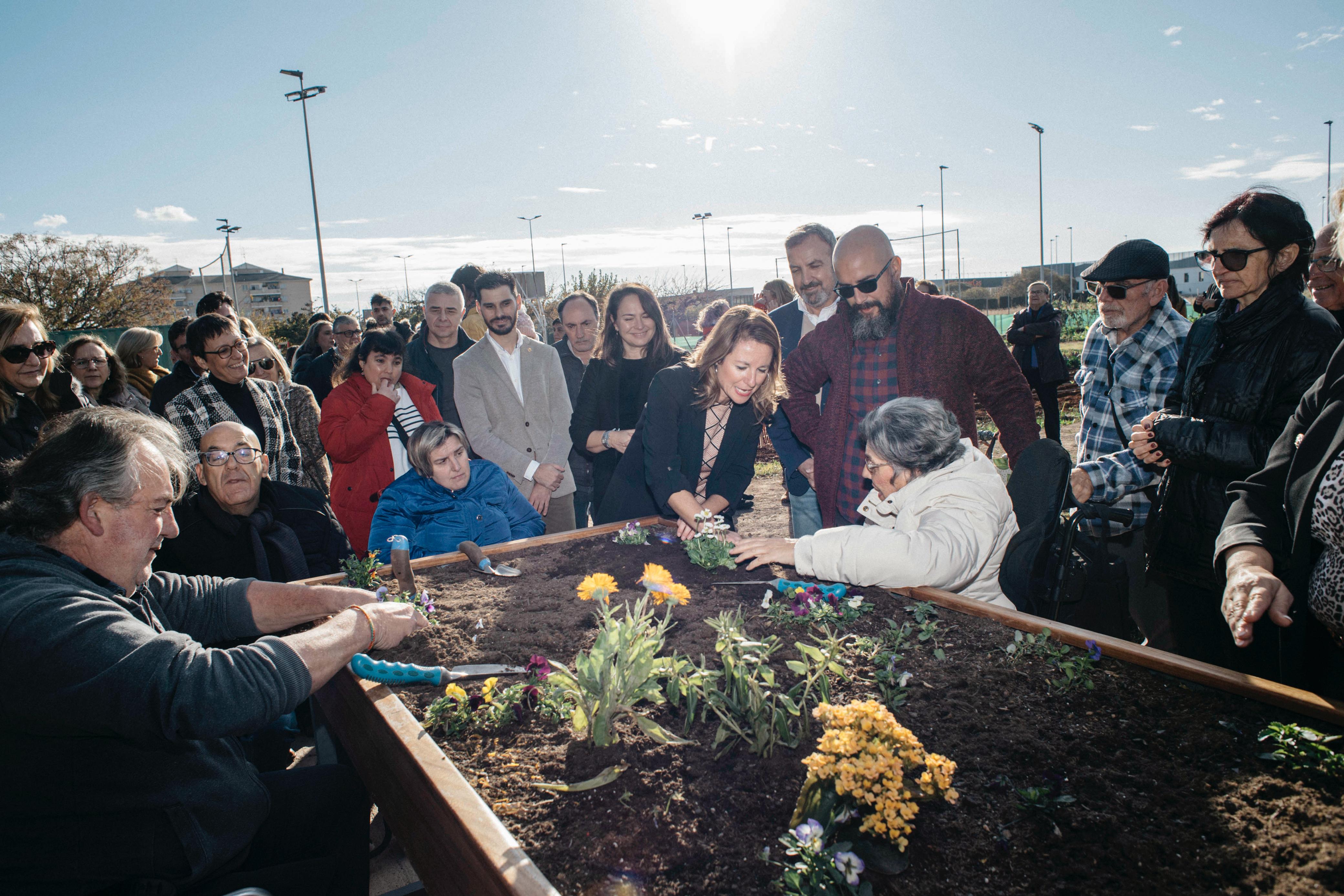 Castellón ya dispone del primer huerto urbano accesible de la provincia situado en el barrio de San Lorenzo