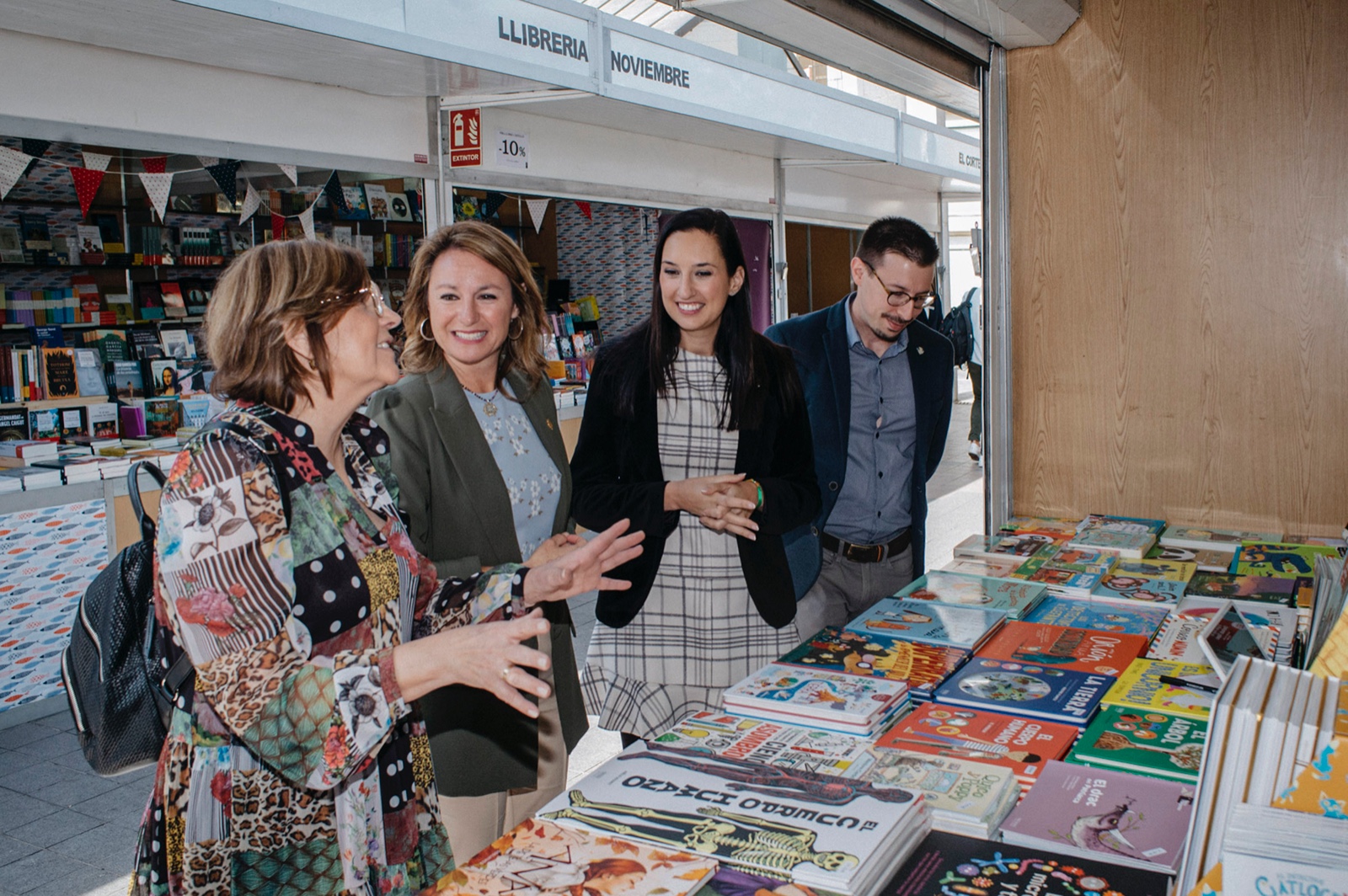 Begoña Carrasco: “La Fira del Llibre torna al seu espai tradicional i emblemàtic, la plaça Santa Clara, dins de la nostra estratègia de ciutat viva i que Castelló respire cultura”